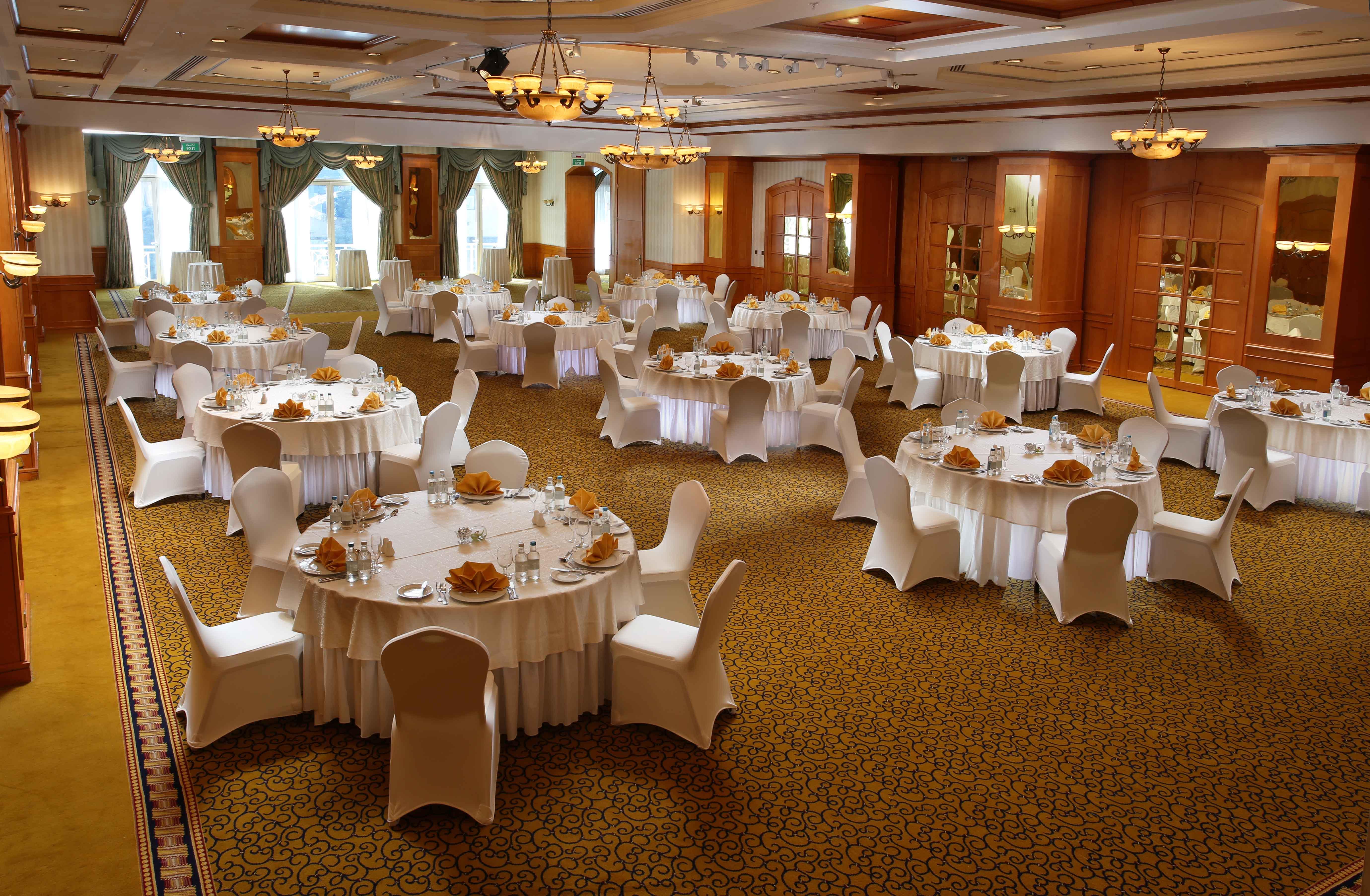 Knight Castle Hotel Dubai Exterior foto The ballroom