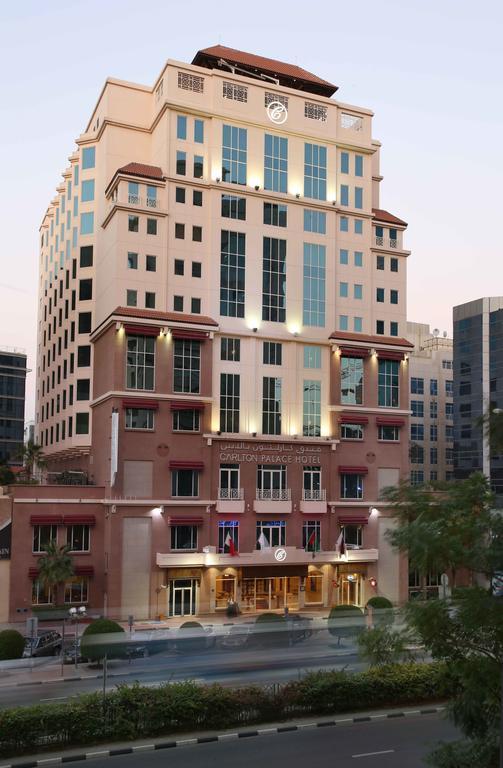 Knight Castle Hotel Dubai Exterior foto The hotel in 2011
