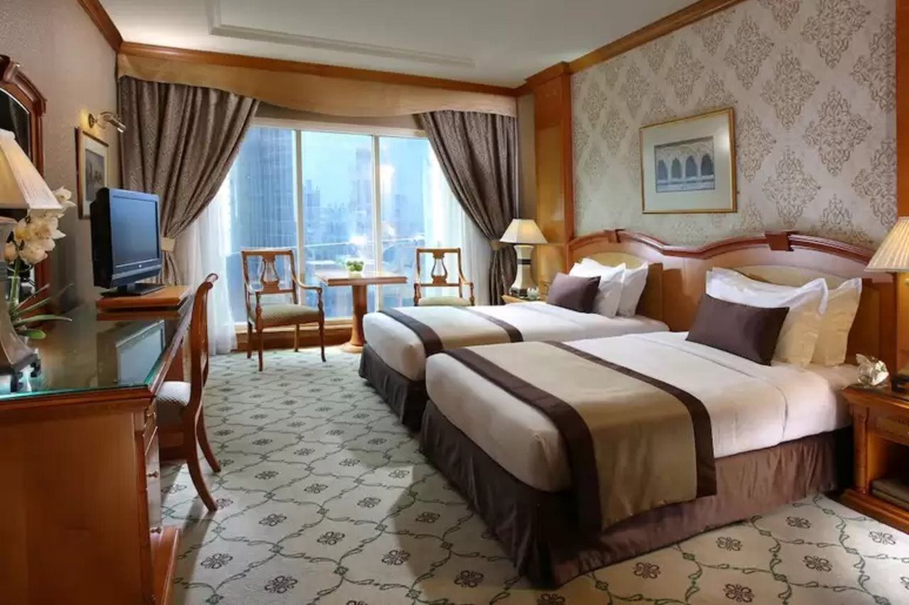 Knight Castle Hotel Dubai Exterior foto A room at the hotel