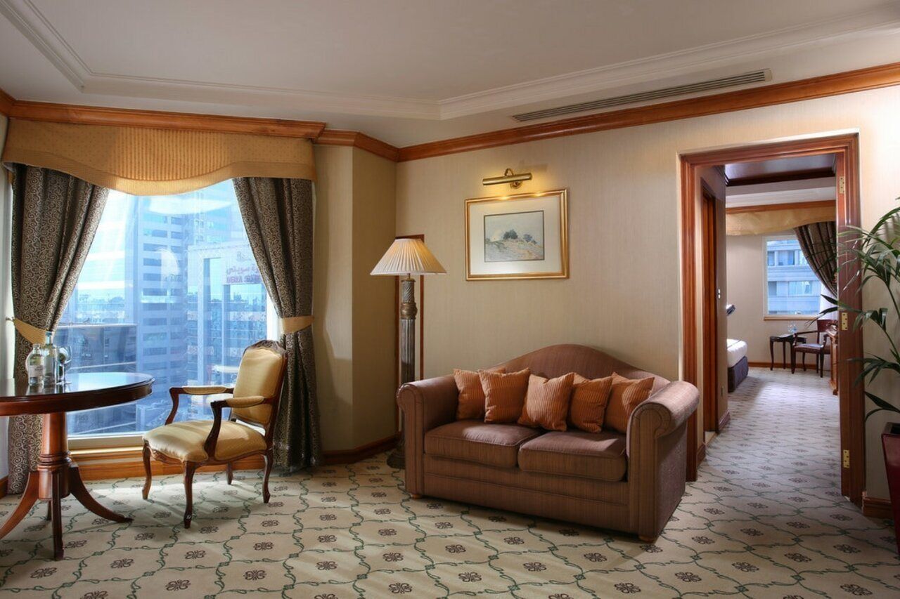 Knight Castle Hotel Dubai Exterior foto A suite at the hotel
